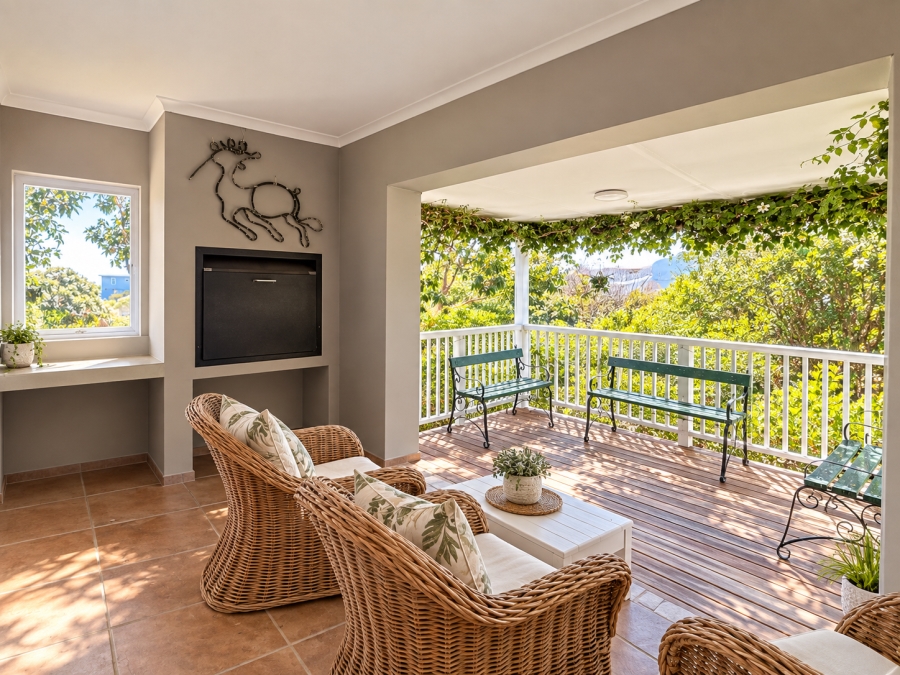 4 Bedroom Property for Sale in Fisherhaven Western Cape